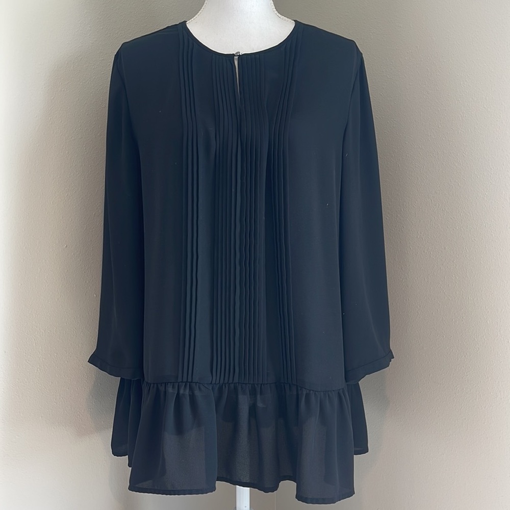 Banana Republic Black Pintuck Peplum Blouse - Picture 2 of 12